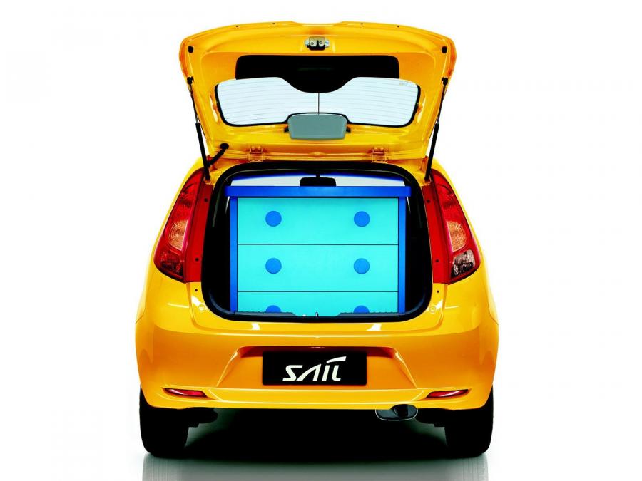  Chevrolet Sail Hatchback 2010 года  (фото 4 из 12)